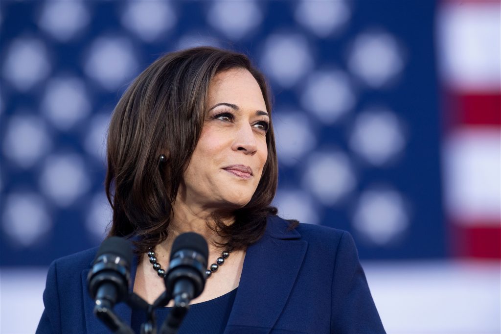 California Senator Kamala Harris speaks during a rally launching her presidential campaign on January 27, 2019 in Oakland, California. (Photo by Noah Berger/Getty Images)